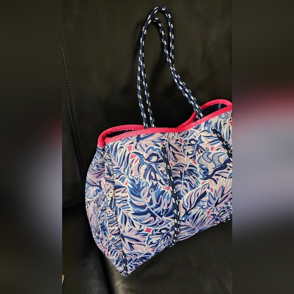 Simply Southern In Leaf Print Multicolored Pink and Blue Neoprene Tote EUC - Picture 7 of 16